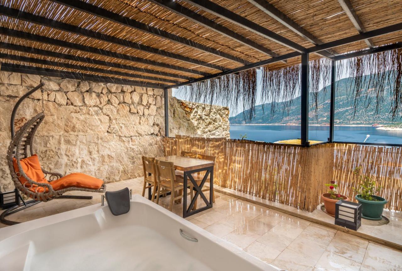 Guemues Yazar Hotel Kaş Esterno foto