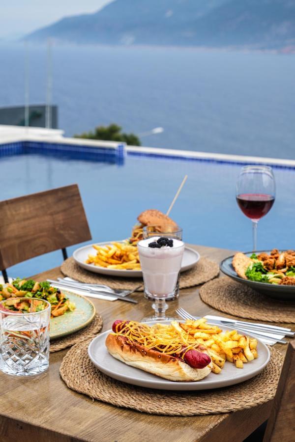 Guemues Yazar Hotel Kaş Esterno foto