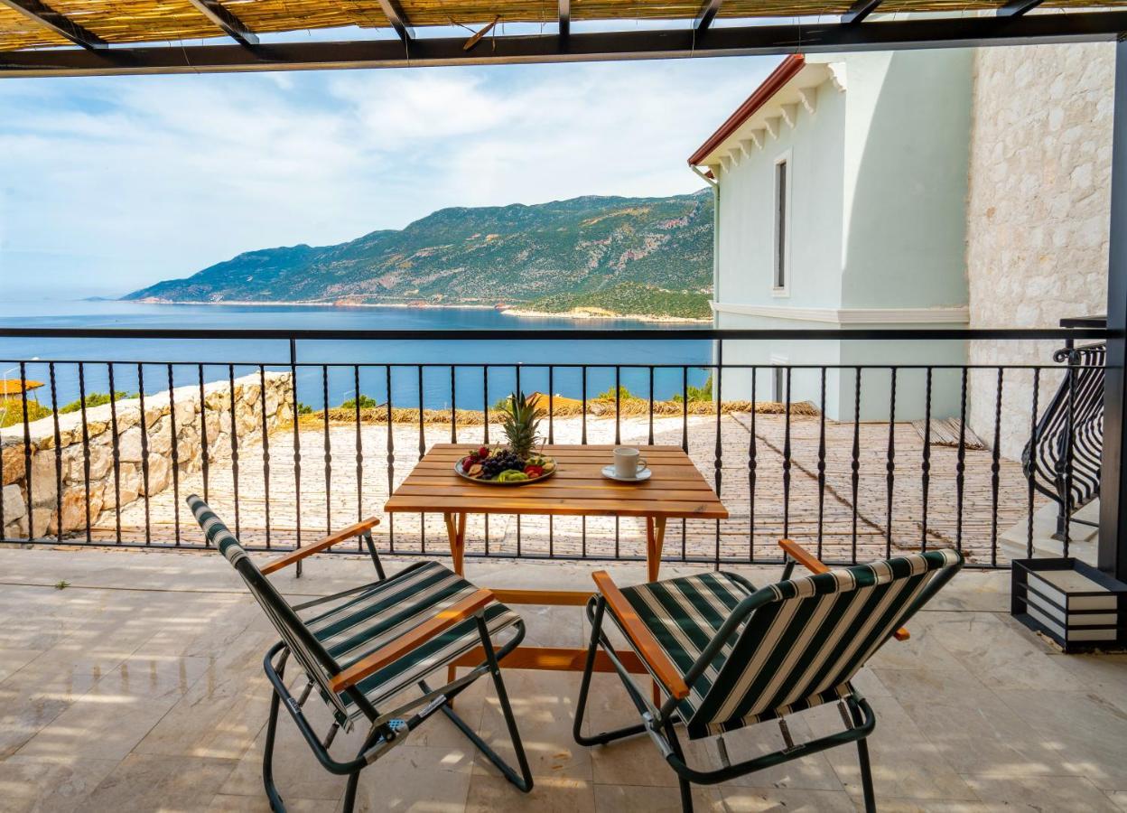 Guemues Yazar Hotel Kaş Esterno foto